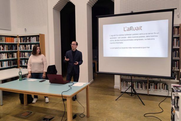 Presentació a la biblioteca
