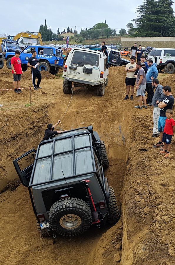Trial 4x4