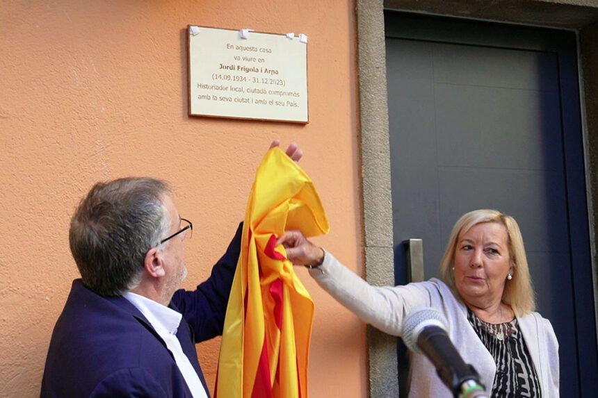 Descoberta de la placa
