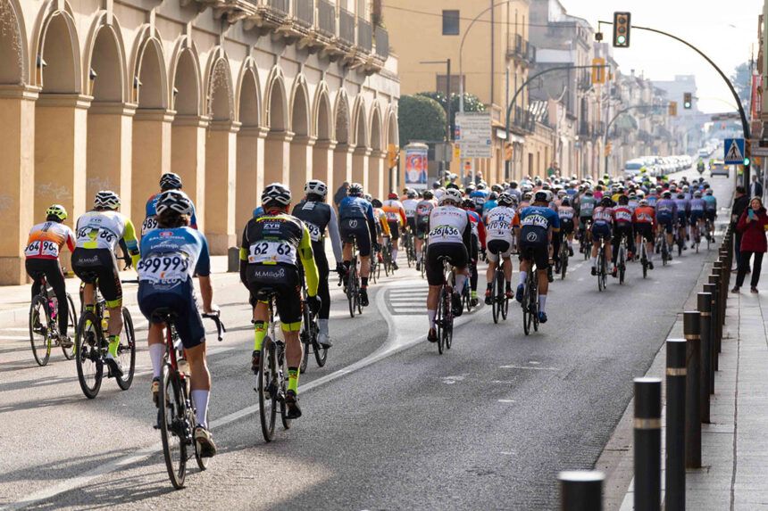Ciclistes a les Voltes