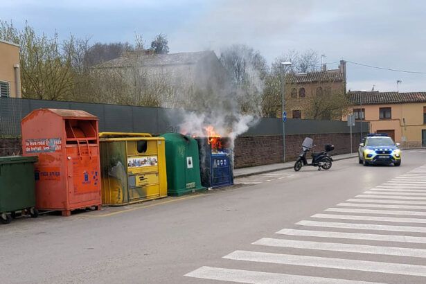 Contenidor en flames