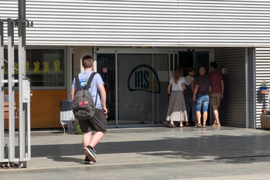 Institut